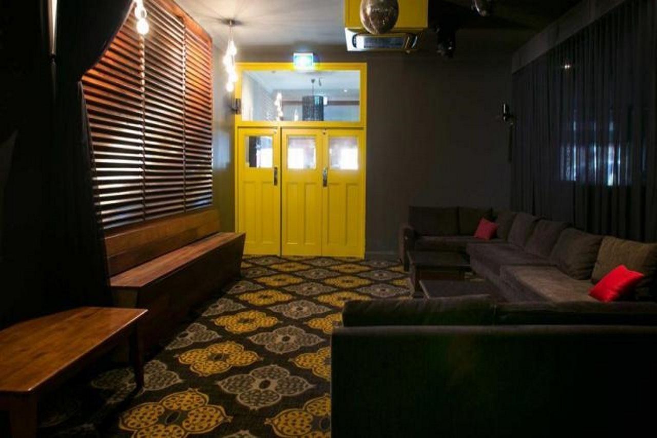 Cbd Hotel Ньюкасл Экстерьер фото