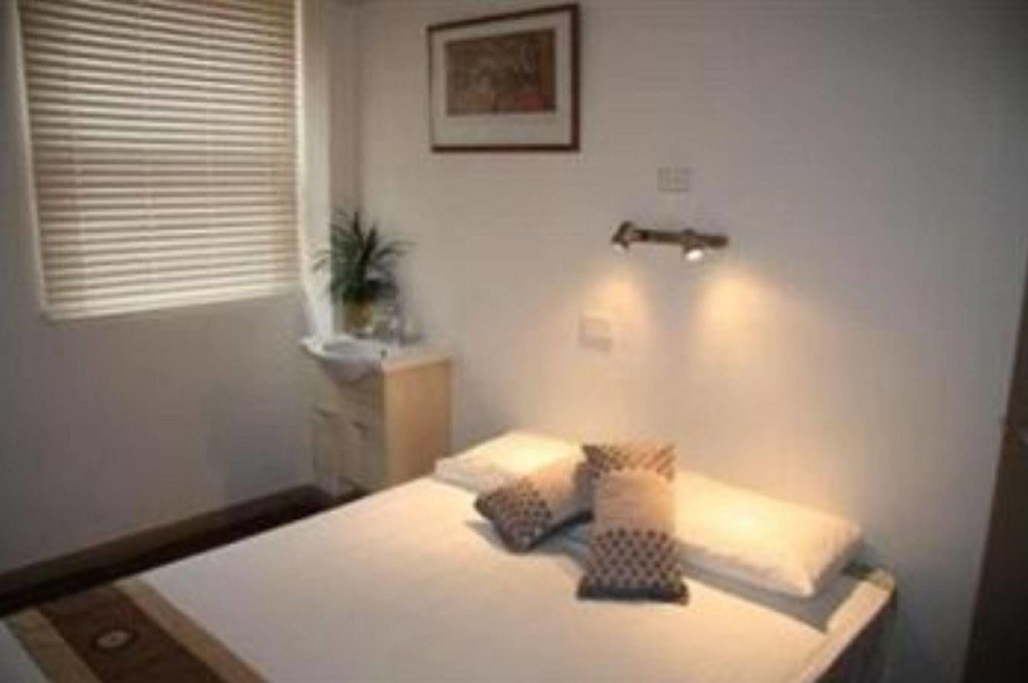 Cbd Hotel Ньюкасл Экстерьер фото